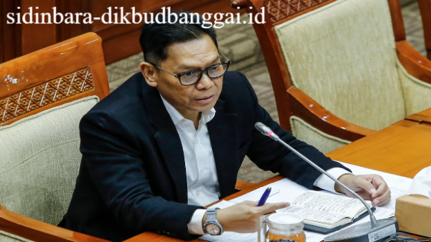 DPR Tetapkan Adies Kadir sebagai Hakim Mahkamah Konstitusi